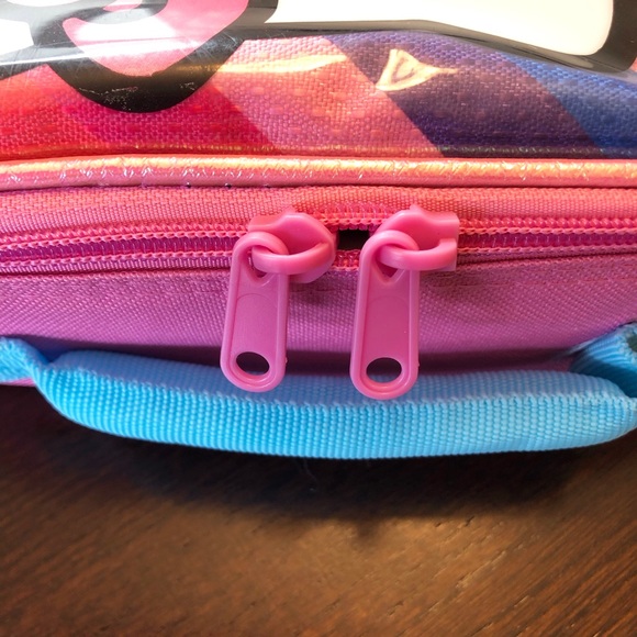 Hello Kitty Rainbow Insulated Lunch Box and Pencil Case - Picture 6 of 6